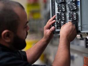 What it Takes to Become a Maintenance Technician