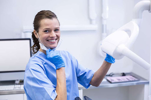 How to Become a Dental Hygienist